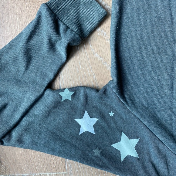 Chaser brand matching green sweatsuit - Picture 1 of 5